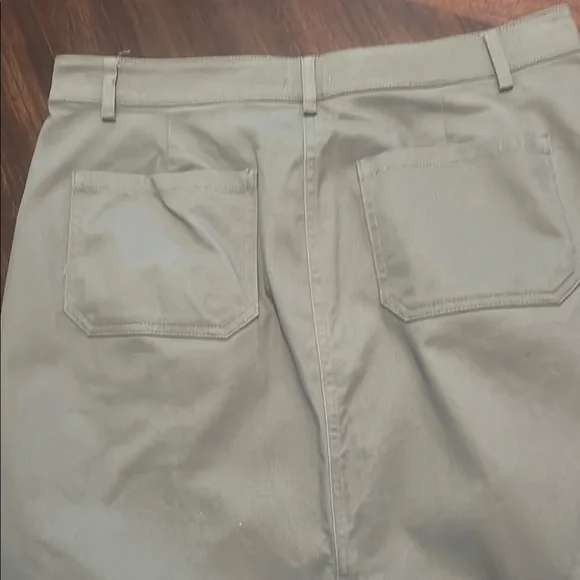 Tan Knee-Length Pencil Skirt for Work - Picture 6 of 6